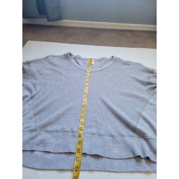 Offline by Aerie Gray V-Neck Waffle Knit Size L Oversized Y2K 90s Casual Boho - Picture 9 of 10